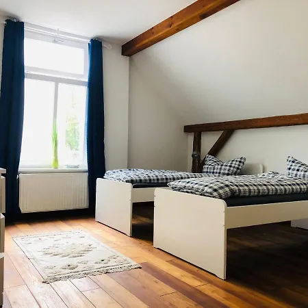 Ferienwohnung Mit 2 Schlafzimmern, Gemeinschaftskueche Und Sauna Rostock