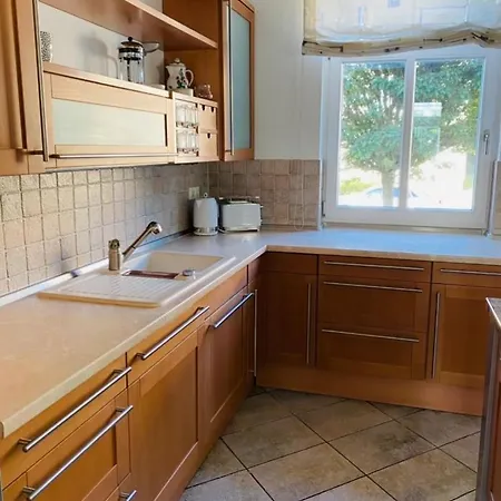 Ferienwohnung Mit 2 Schlafzimmern, Gemeinschaftskueche Und Sauna